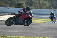 estoril;event-digital-images;motorbikes;no-limits;peter-wileman-photography;portugal;trackday;trackday-digital-images